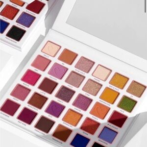 Beauty Creations ROSY MCMICHAEL Everyday palete